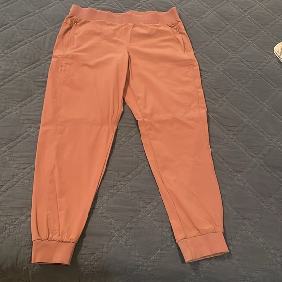Avalanche joggers - Picture 2 of 5